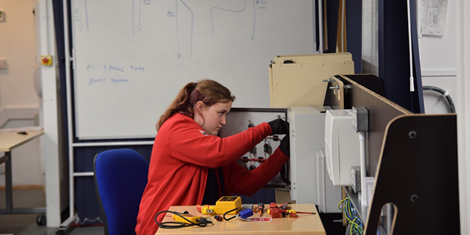 Popular - NICEIC launches Connected Futures apprenticeship job board